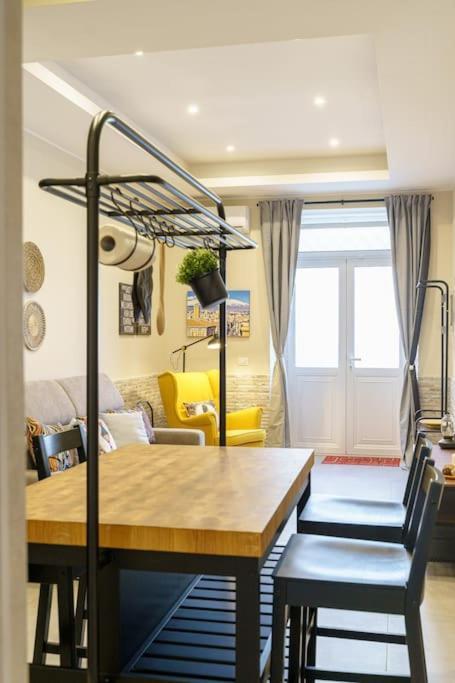 Apartment Roomy *